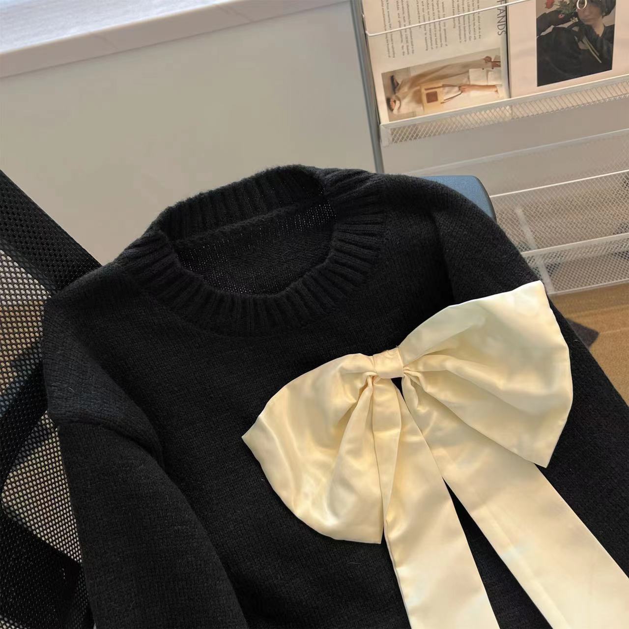 Popular Large Bow Jersey Sweater