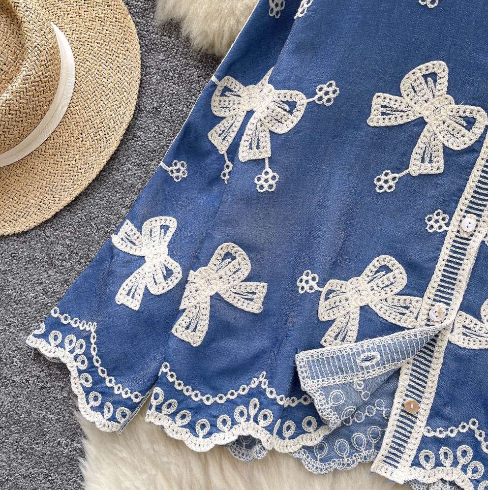 Vintage Embroidered Bow-tie Shirt