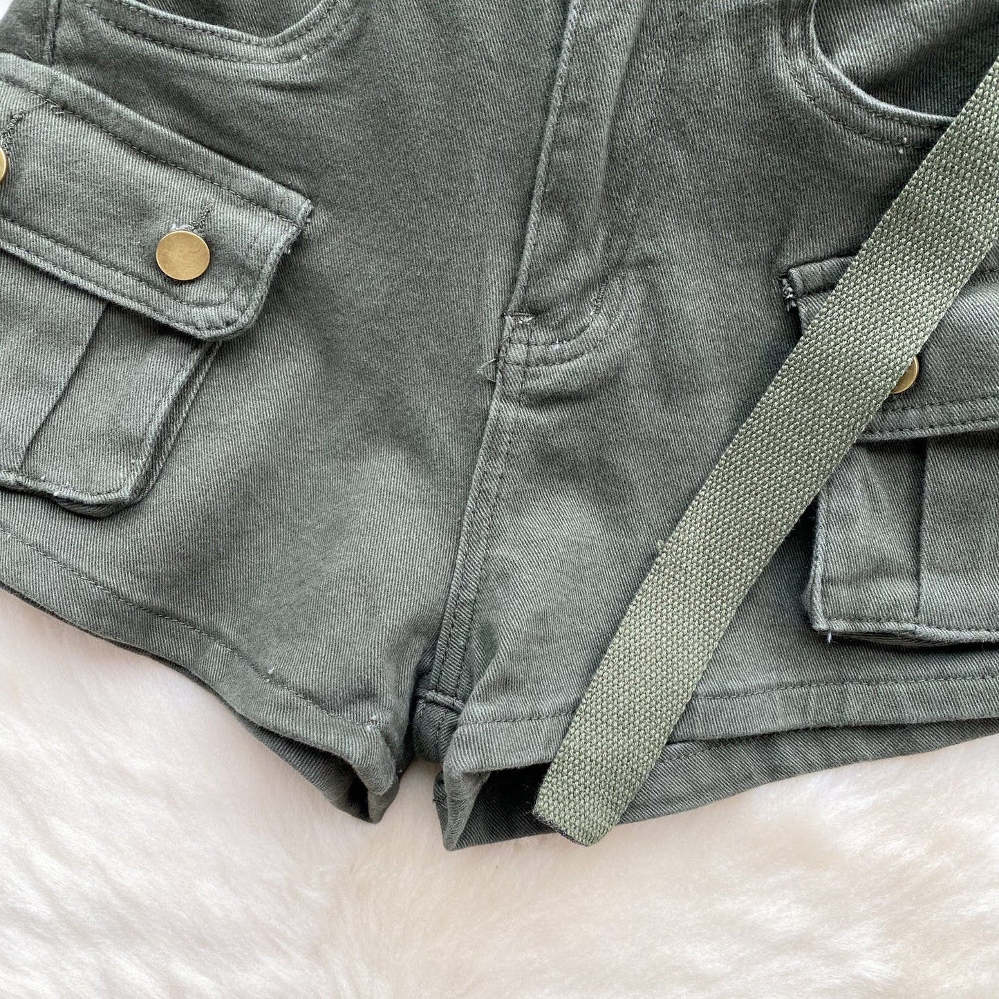 Oversized Pocket Denim Hotpants