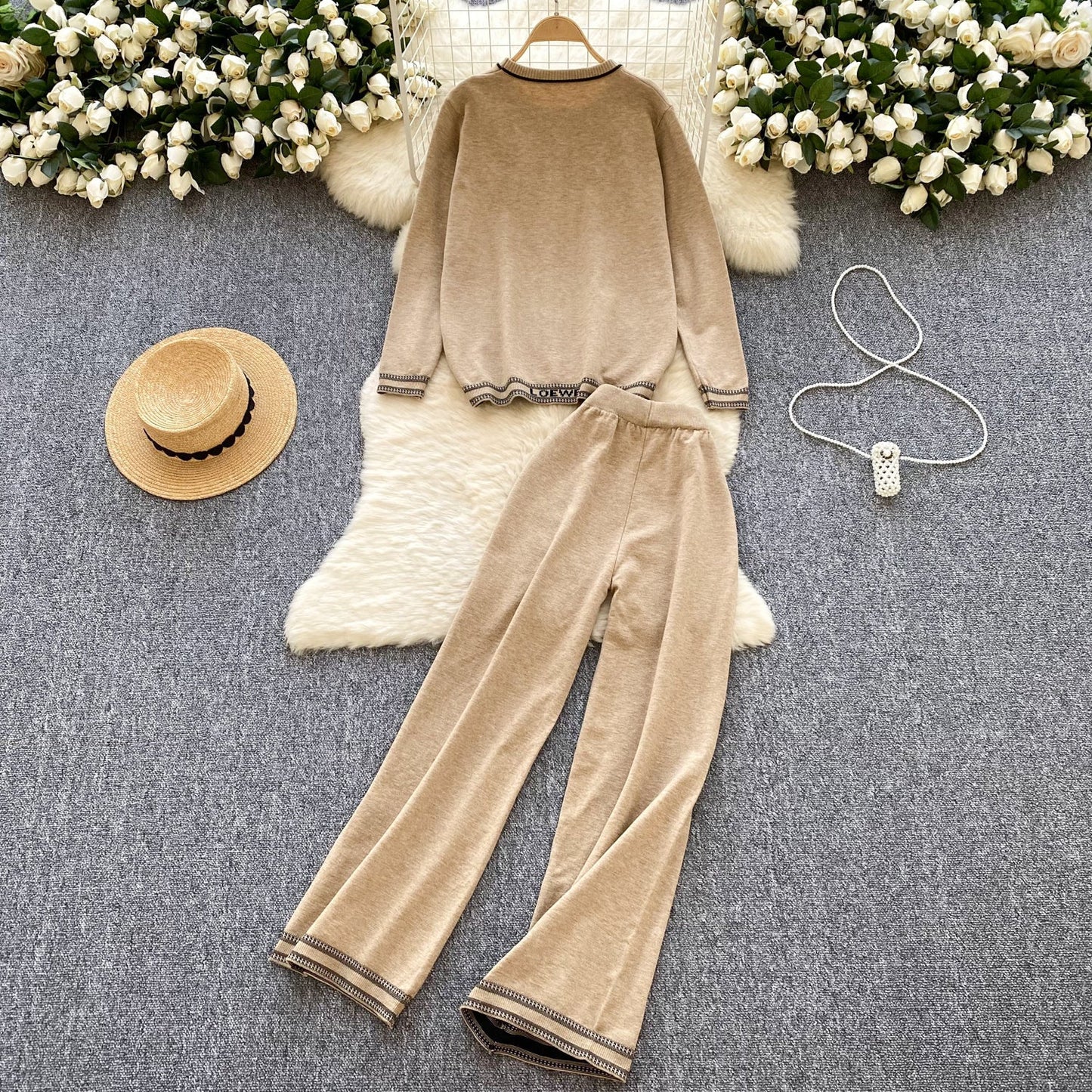 Women's Knit & Elastic Waist Trousers Set