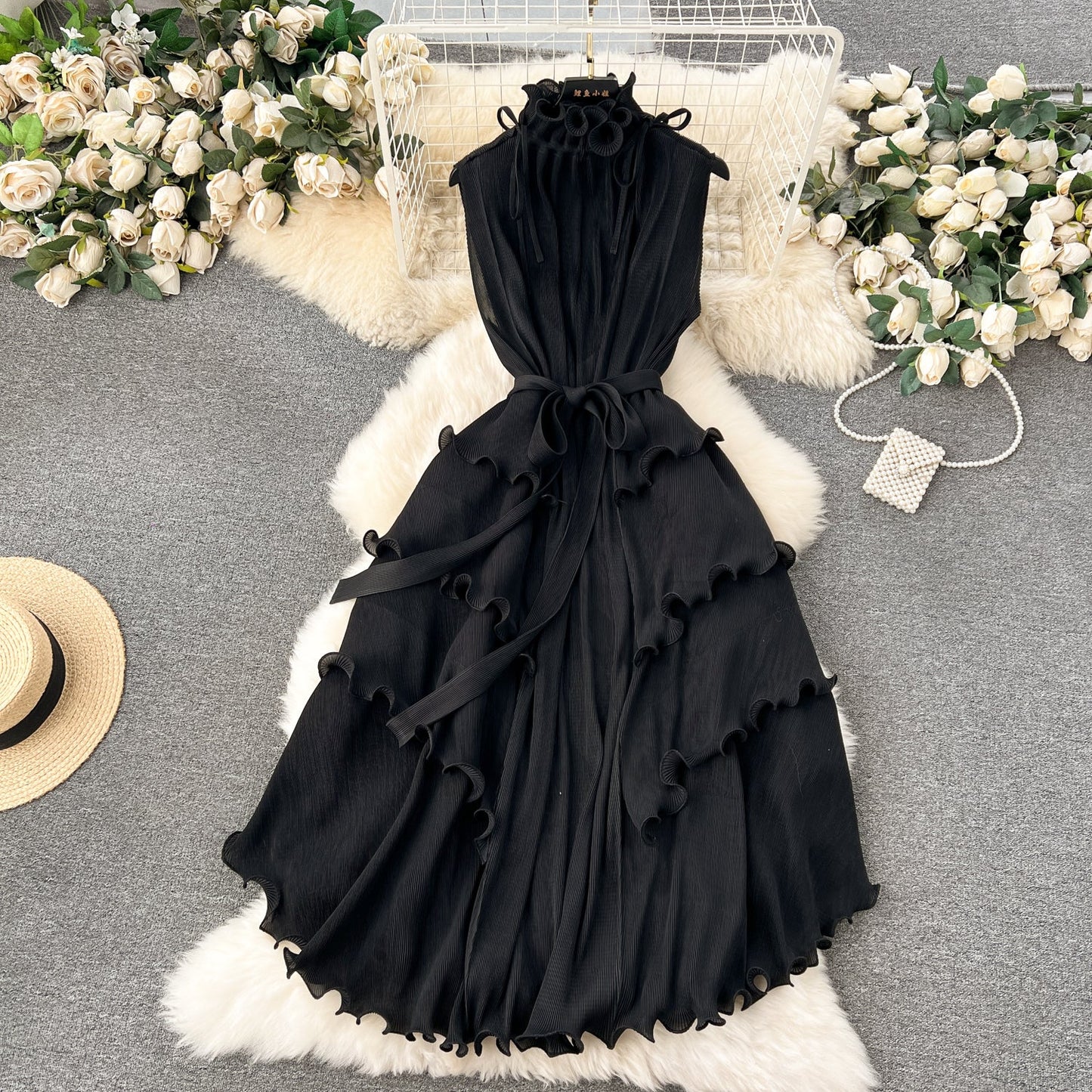 Solid Color Ruffled Sleeveless Dress