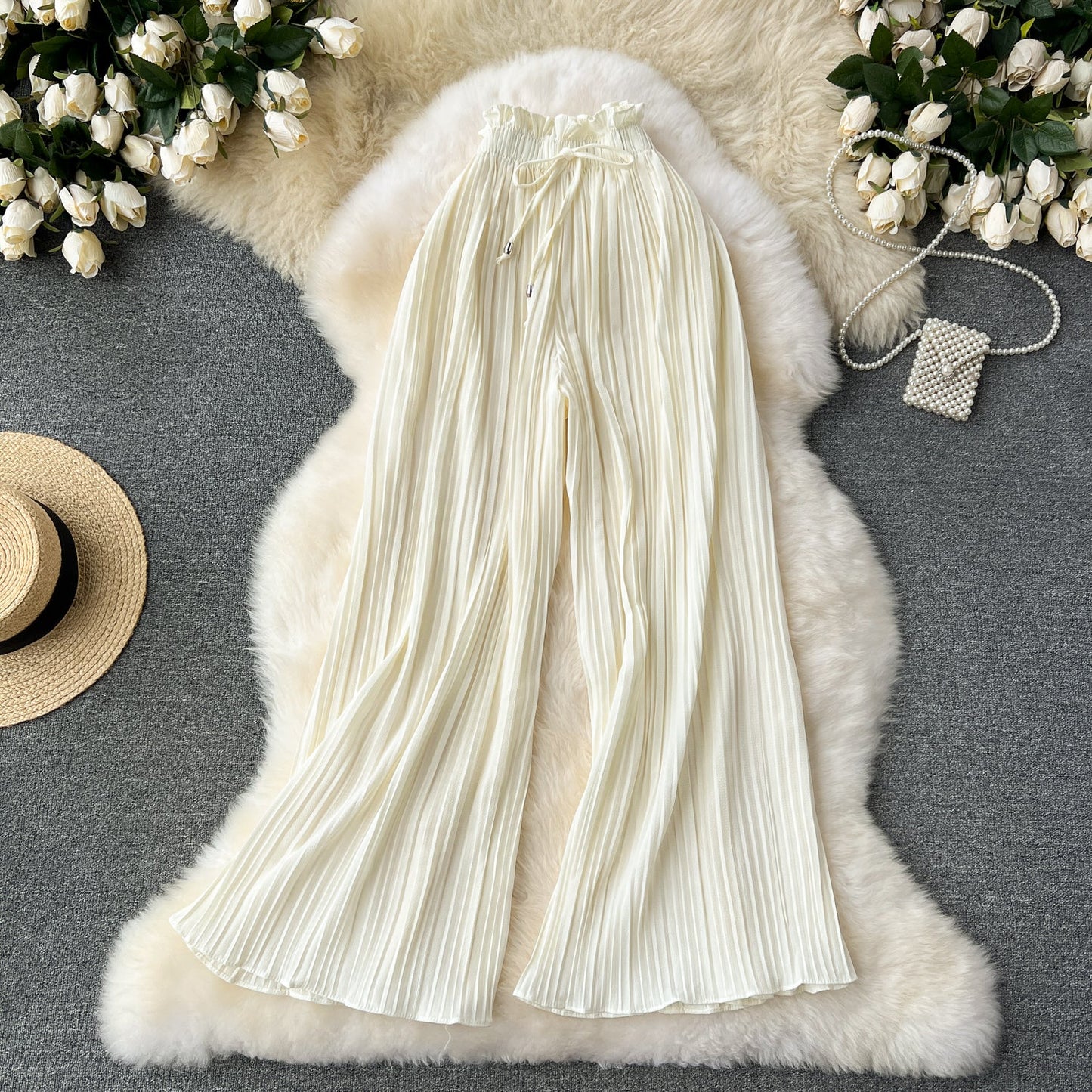 Women's Pleated Wide-Leg Flowgy Pants