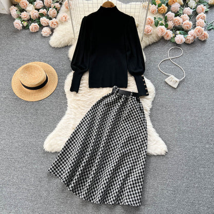 Ensemble 2 pièces pull à col roulé et jupe écossaise