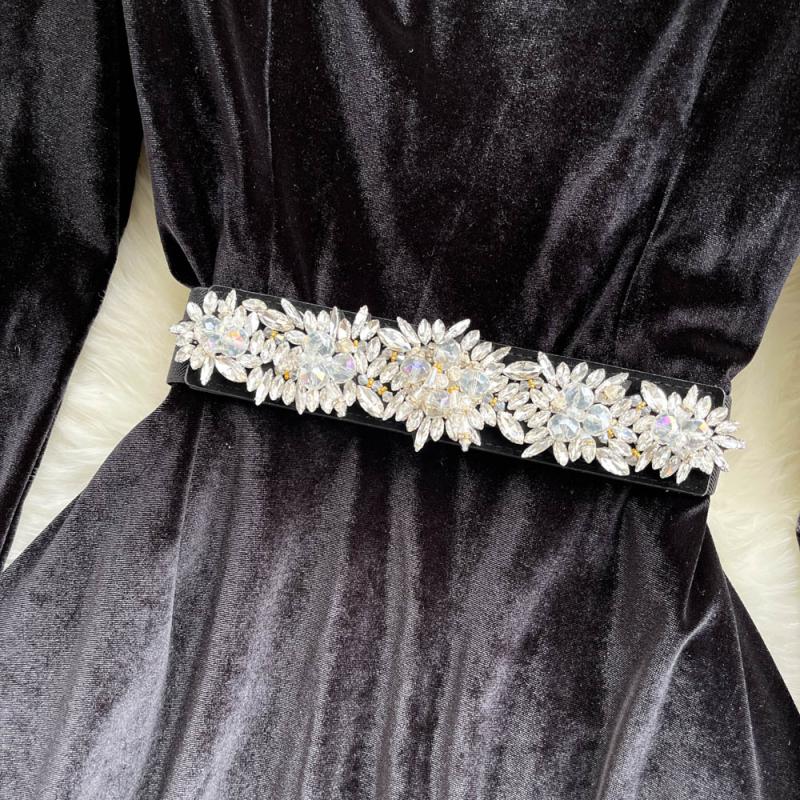Black Gold Velvet Lace Stitching Dress