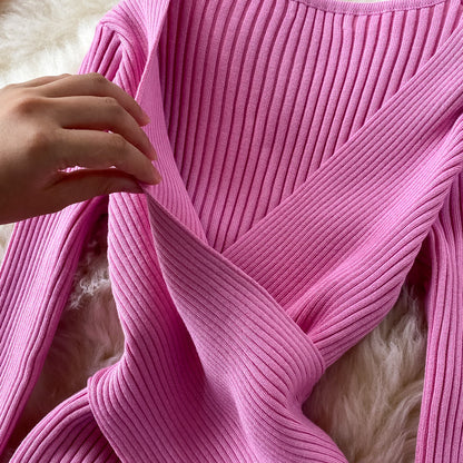 Body-Hugging V-Neck Knitted Gown