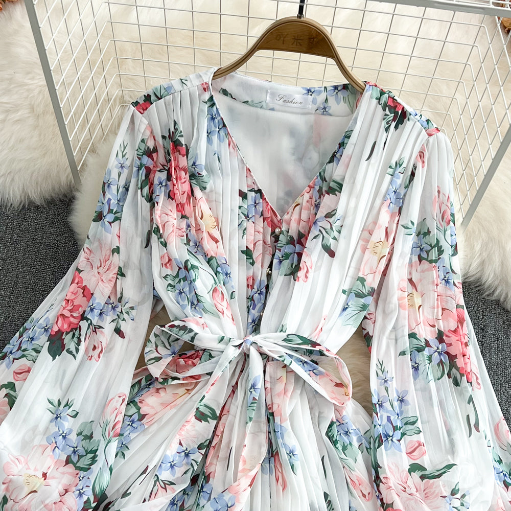 Neck Waist Print V-Neck Pleated Jumpsuit