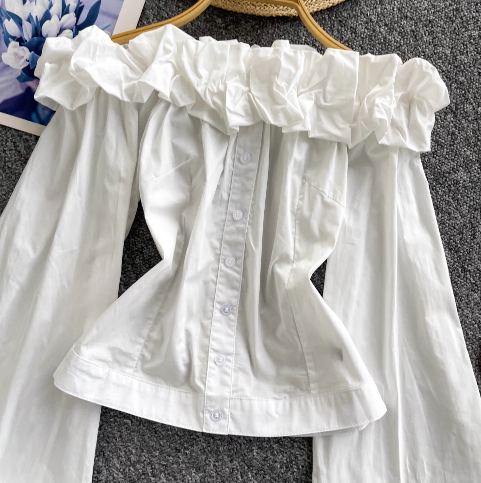 Off-shoulder Ruffled Single-breasted Shirt