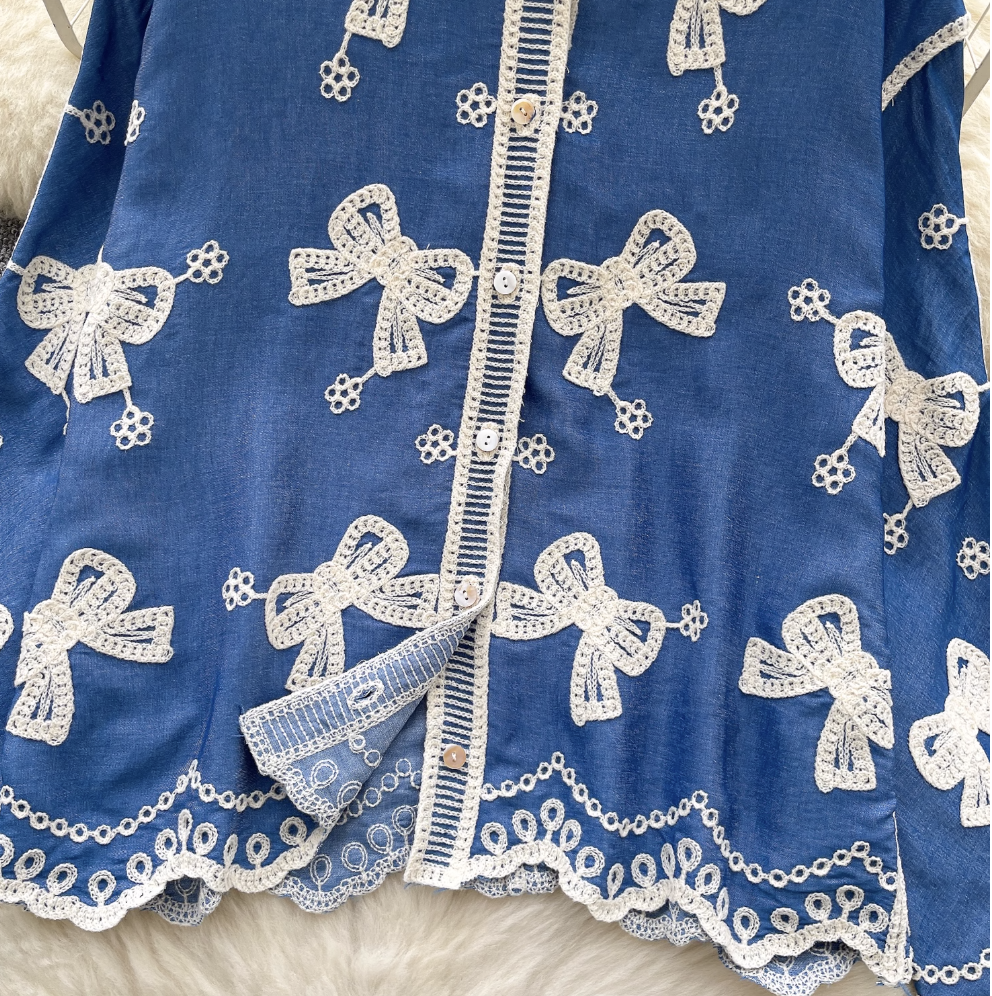 Vintage Embroidered Bow-tie Shirt