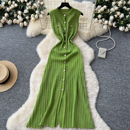 Round Collar Sleeveless Knitted Dress
