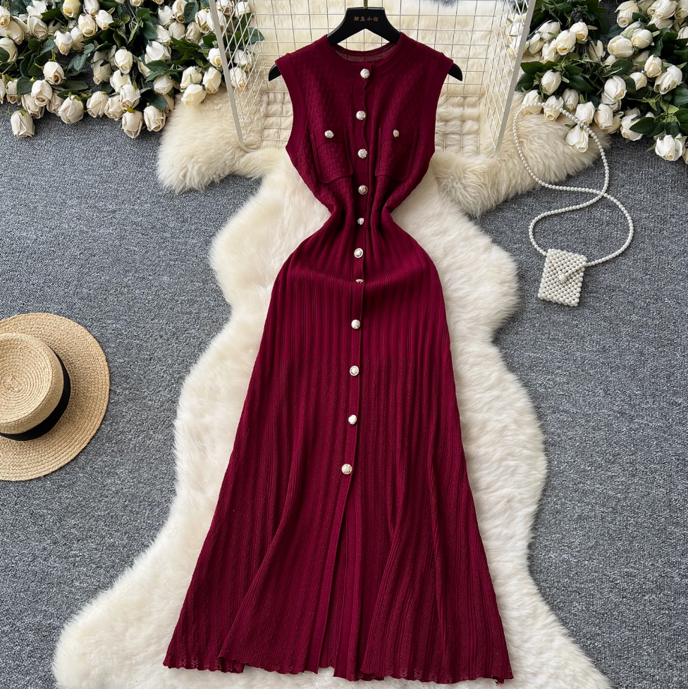 Round Collar Sleeveless Knitted Dress