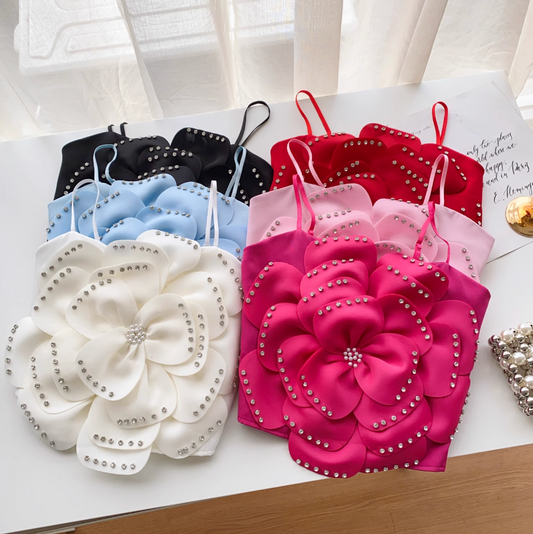 Perlenbesetztes 3D-Blumen-Camisole-Oberteil