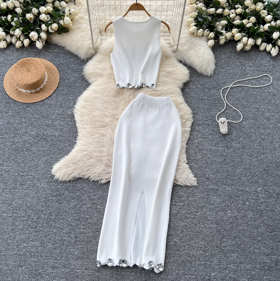 Sequined Flower Camisole & Skirt Knit 2Pcs