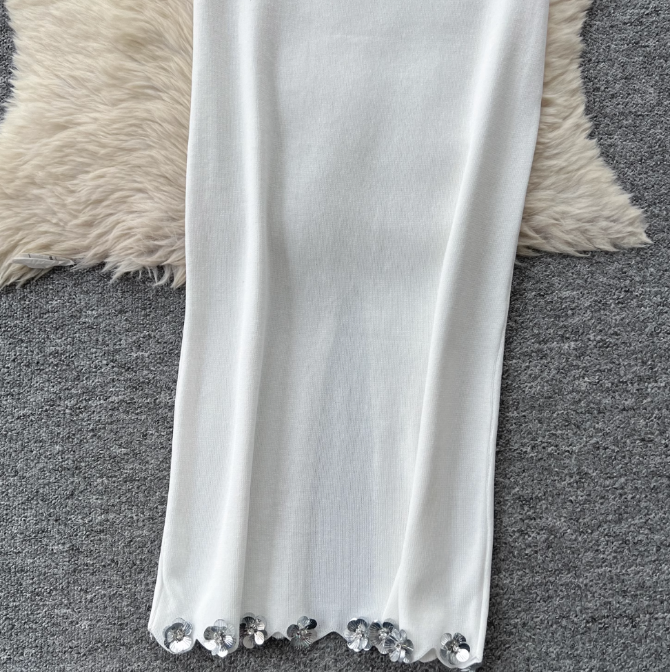 Sequined Flower Camisole & Skirt Knit 2Pcs