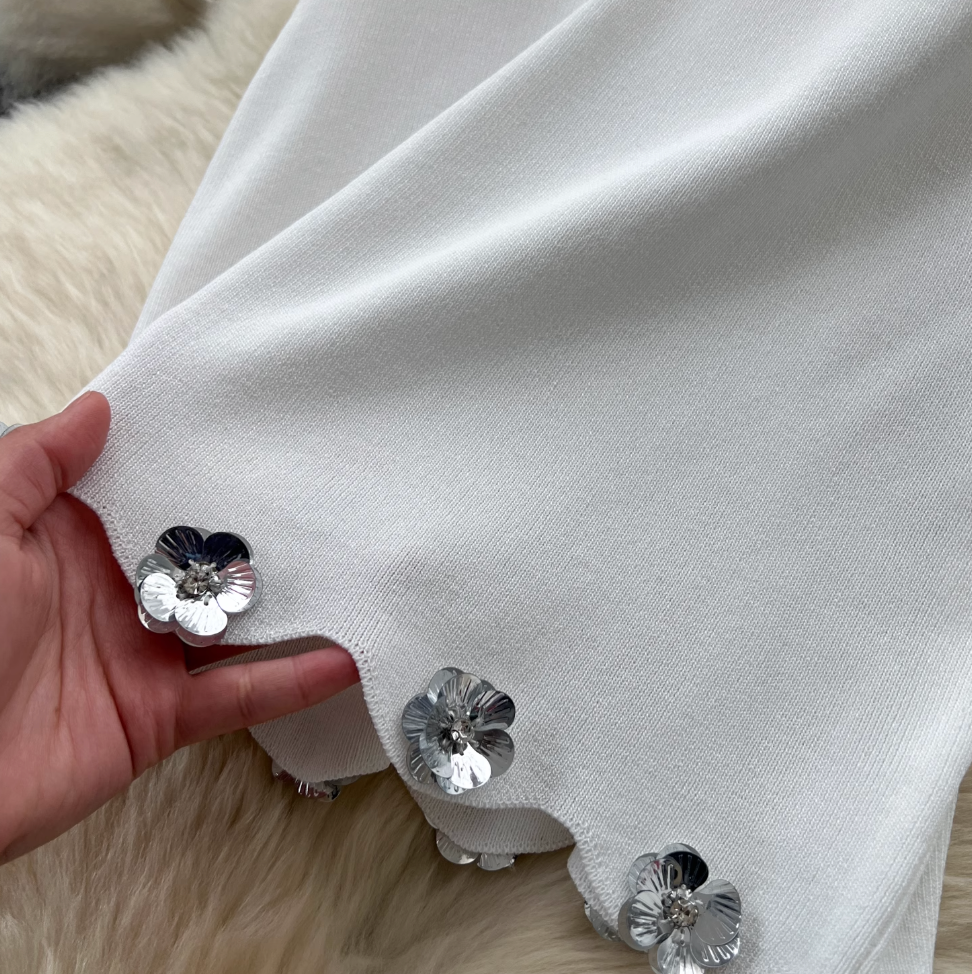 Sequined Flower Camisole & Skirt Knit 2Pcs