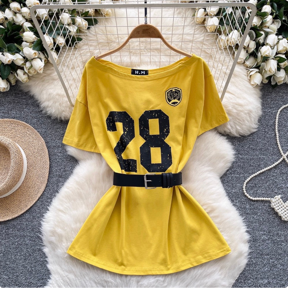Chic Off-shoulder T-shirt with Belt