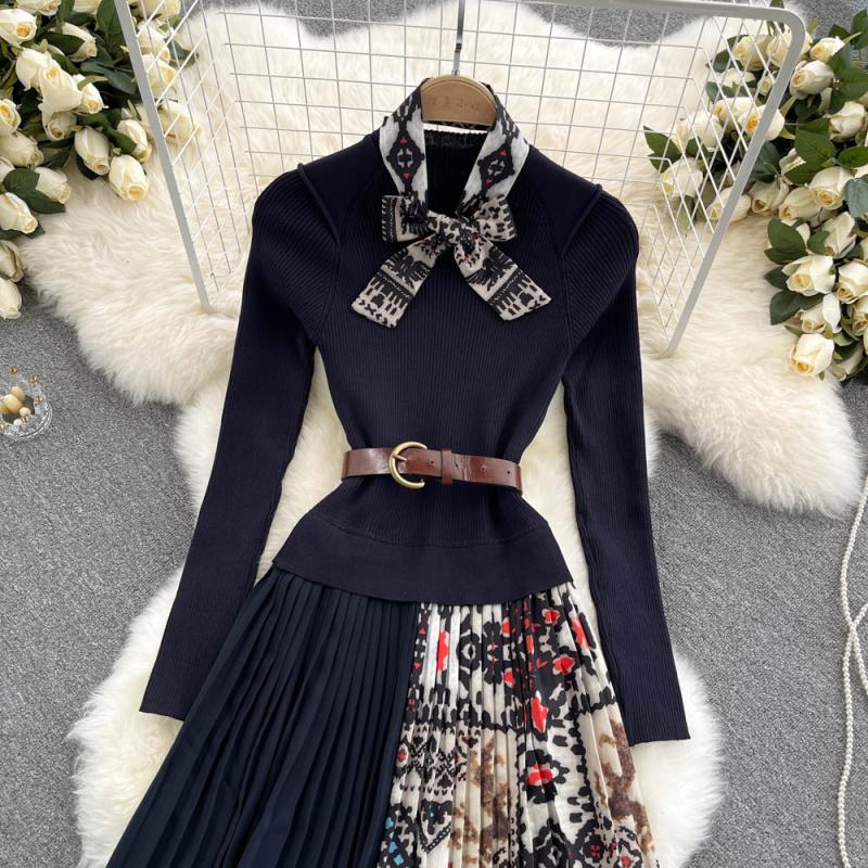 Knitted Long-sleeved Fake Two-piece Dress