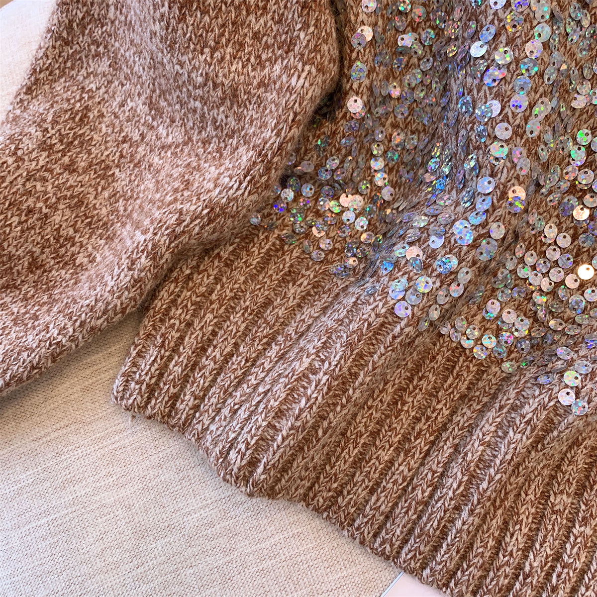 Elegant Sequined Short Pullover Knitwear