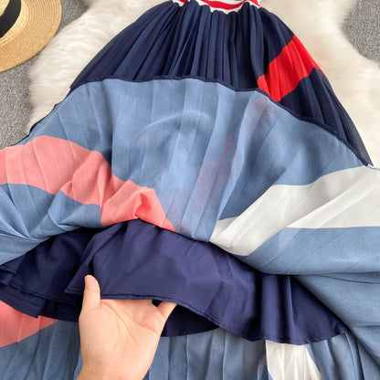 Robe en mousseline tricotée à rayures