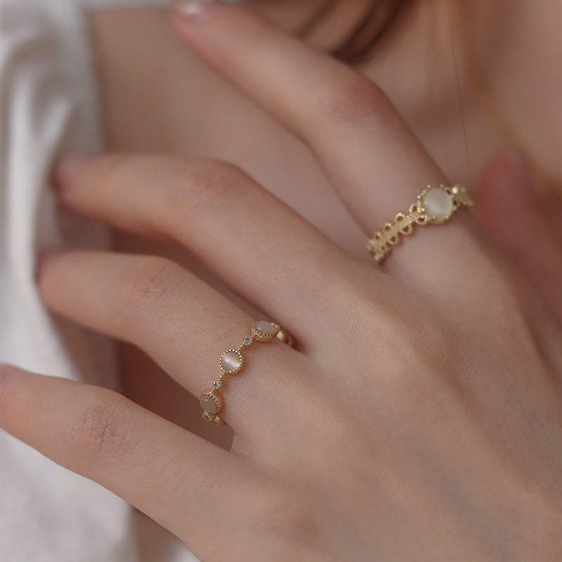 Vintage Cat's Eye Stone Lace Ring
