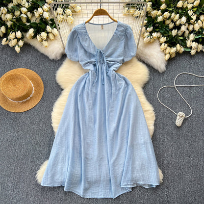 Robe en mousseline de soie à manches bouffantes et cordon de serrage Mori