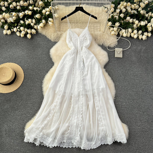 Robe nuisette patchwork en dentelle blanche féerique