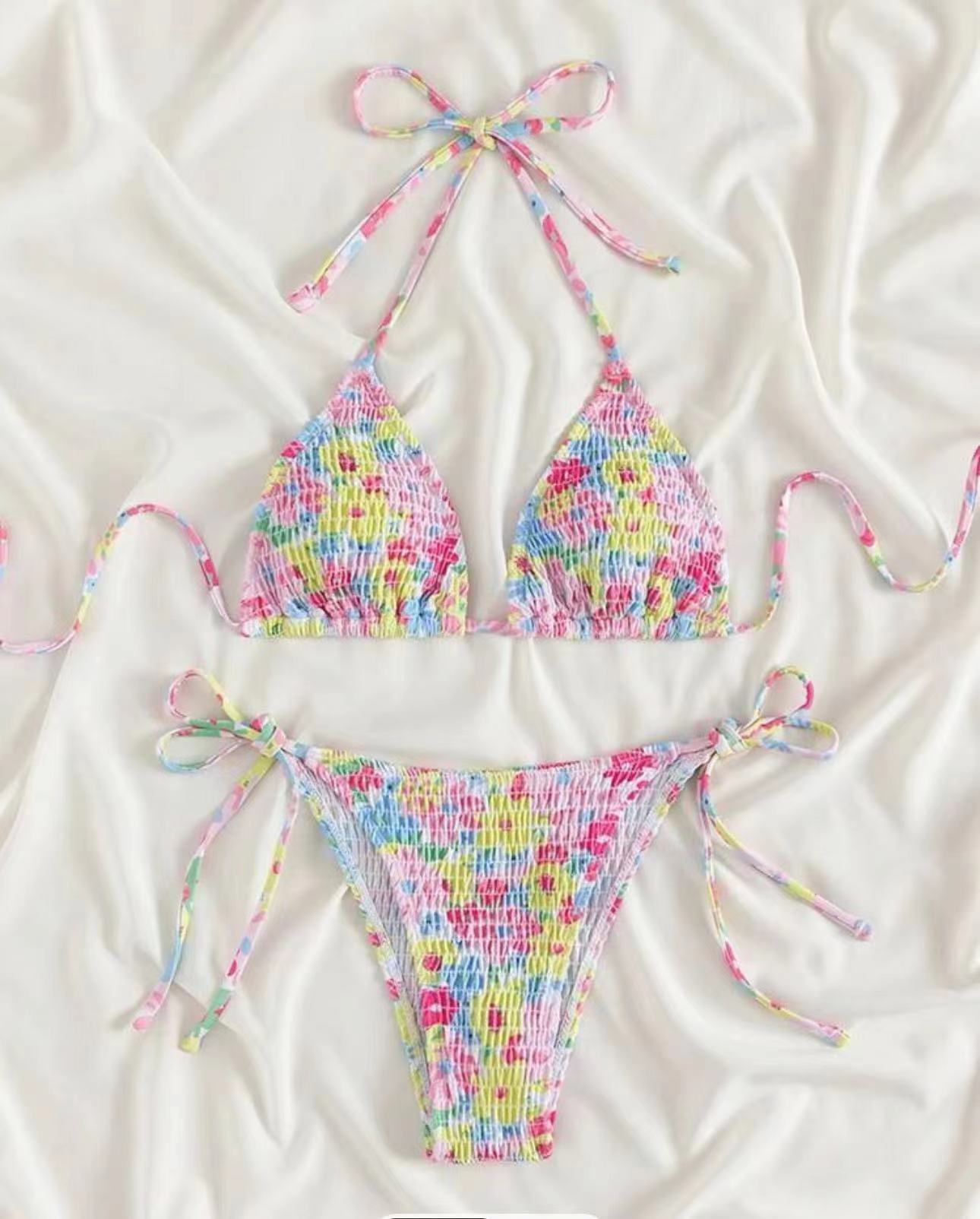 Triangle Packet Three-Point Strappy Bikini