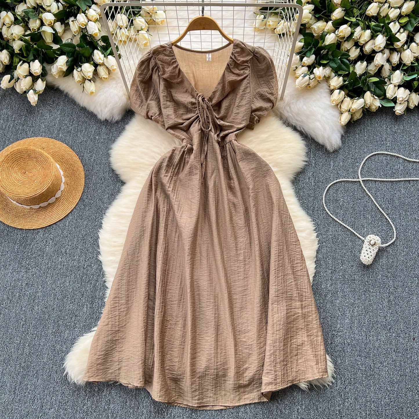 Robe en mousseline de soie à manches bouffantes et cordon de serrage Mori