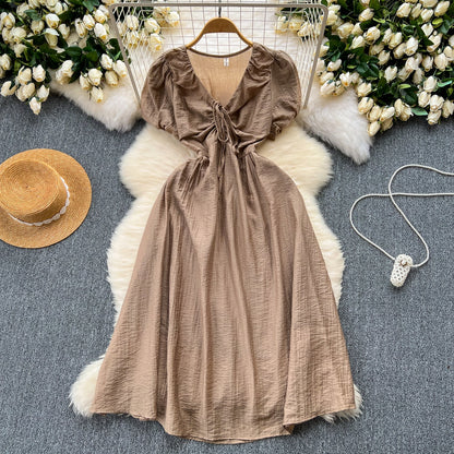 Robe en mousseline de soie à manches bouffantes et cordon de serrage Mori