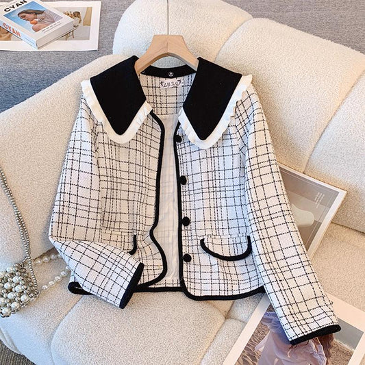 Hochwertige Jacke mit Puppenkragen und Karomuster