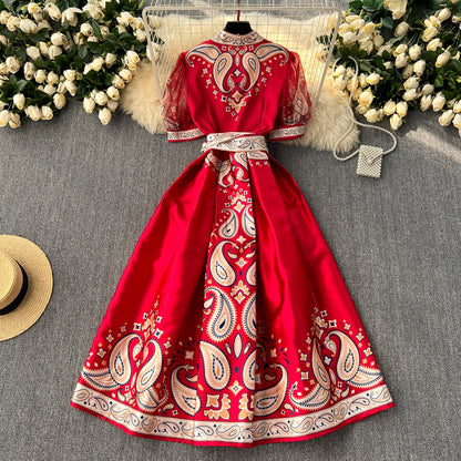 Courtly Floral Printed One-piece Dress
