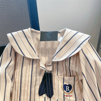 Chemise imprimée rayures col marine