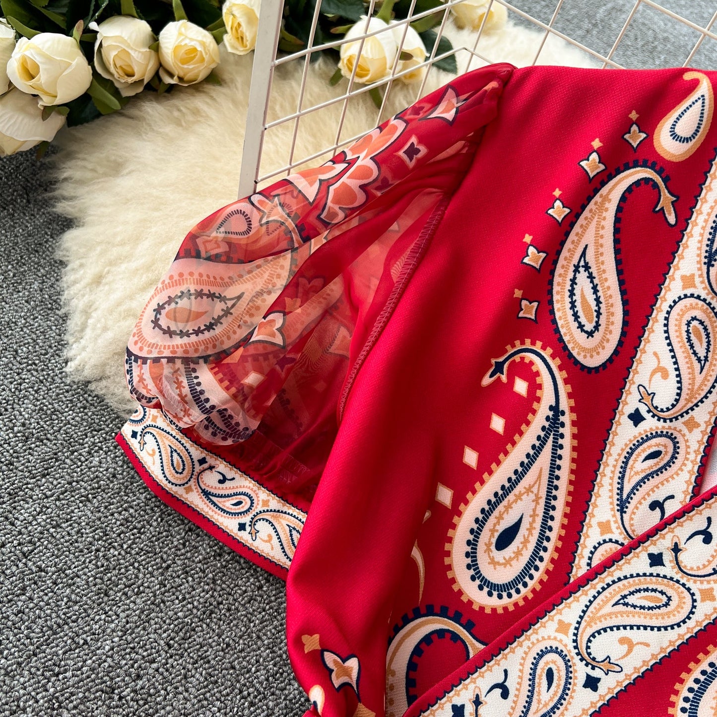 Courtly Floral Printed One-piece Dress