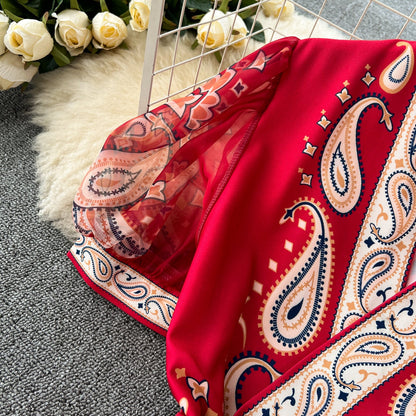 Courtly Floral Printed One-piece Dress