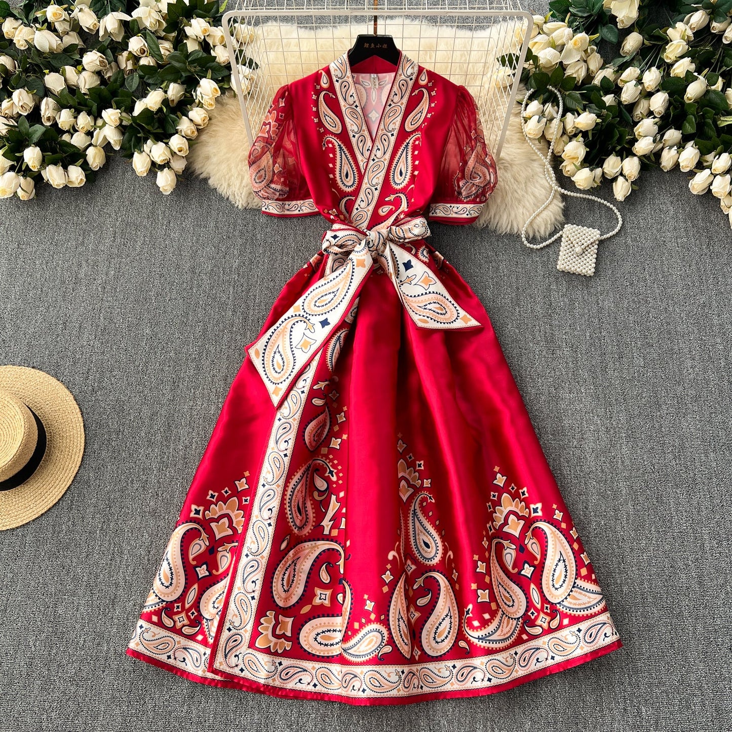Courtly Floral Printed One-piece Dress