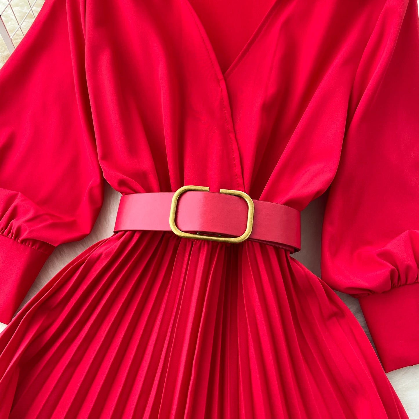 Lapeled Pleat Shirt Dress with Belt