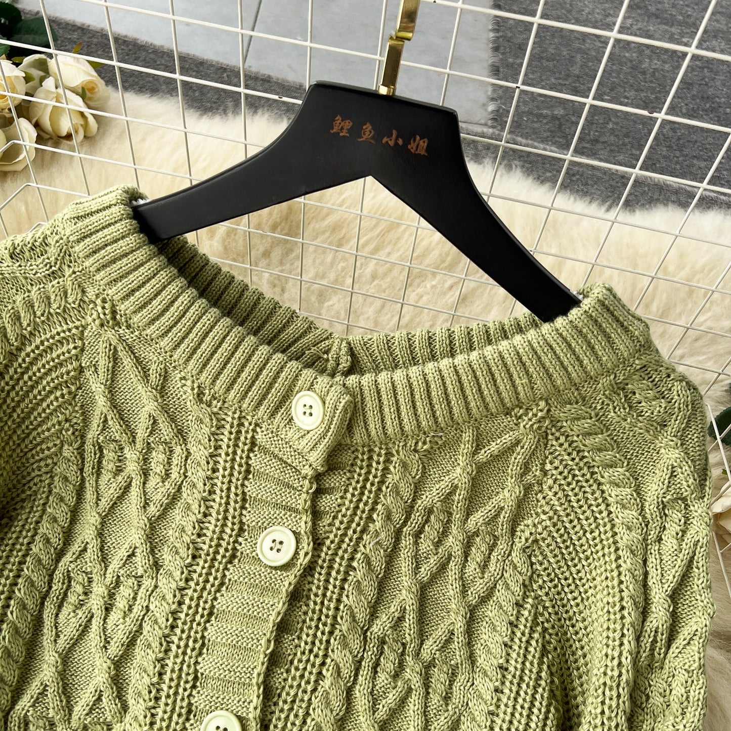 Cardigan et jupe thermiques torsadés 2 pièces