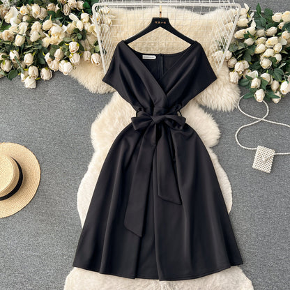 Solid Color Formal Lace-up Dress