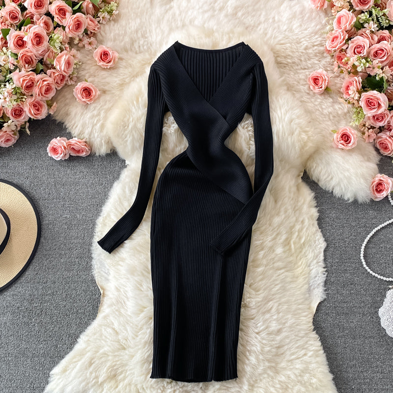 Body-Hugging V-Neck Knitted Gown