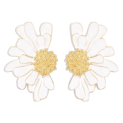 Vintage Alloy Flower Stud Earrings
