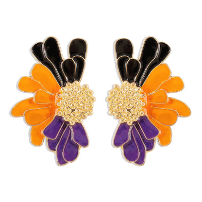 Vintage Alloy Flower Stud Earrings