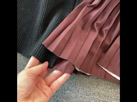 Long Sleeve Knitted Pleated Dress